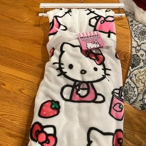 Hello Kitty Strawberry Milkshake Throw Blanket